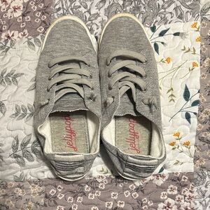 Jellypop Light Gray Lace-Up Sneakers